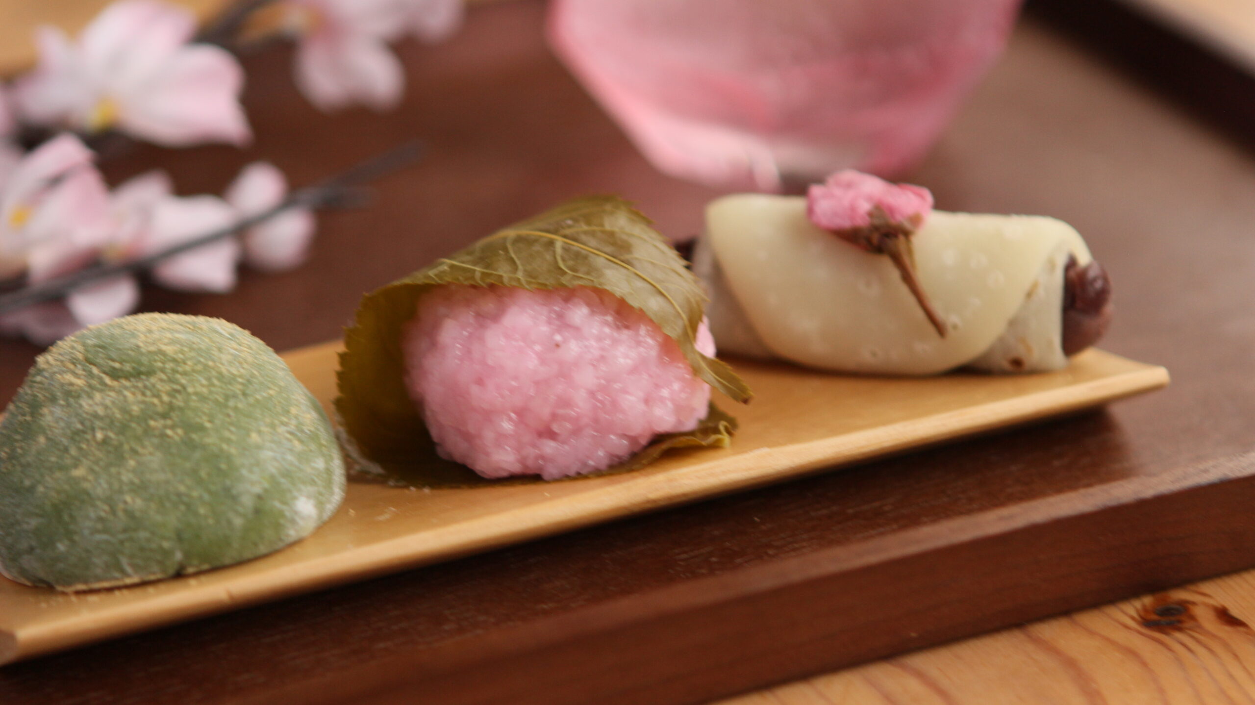 SAKURA MOCHI